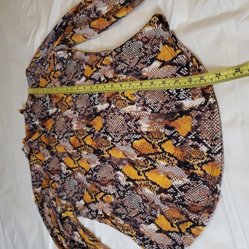French Connection Animal Print Mock Neck Top Golden Snake XS - Picture 3 of 7